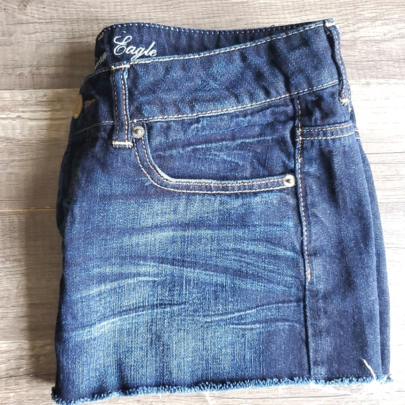 American Eagle Mini Denim Skirt - Picture 3 of 7